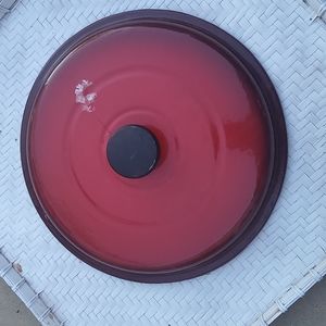 cast iron red lid only 11"